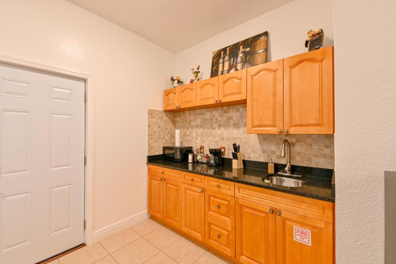 Paradise In Brandon With Luxurious 6 Person Spa Extérieur photo